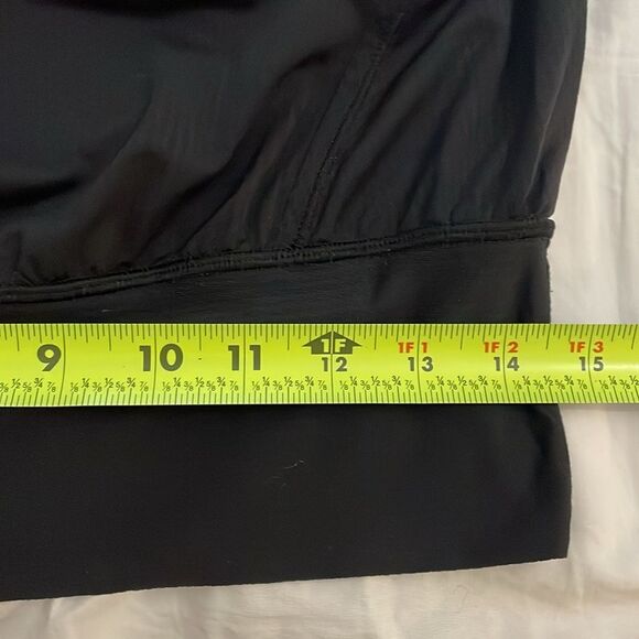 Lululemon No Limits Black Gray Tank Top with Built in Shelf Bra Womens Size 4 - Picture 9 of 10